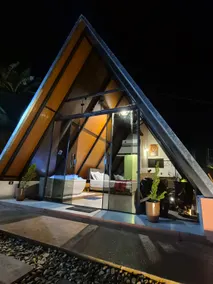 Diamond Chalet • Chalet with a View of the Mountains - Image 2