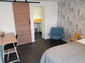 Independent studio - Image 2