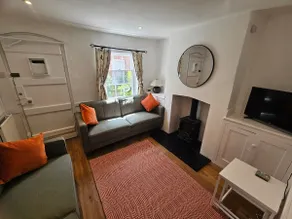Delightful City Centre Cottage - Image 2