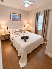 Spacious apt - Walk to the Beach* 2x Parkings - Image 4