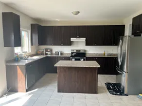 Lake Simcoe Getaway • Entire Home • King Suite - Image 5