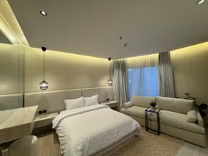 F6 | Cosy studio | 80” Smart TV. Self check in. - Image 2