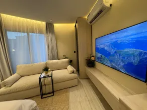 F6 | Cosy studio | 80” Smart TV. Self check in. - Image 5
