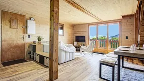 Cozy chalet, 6–8 people • Lake view • Close to the slopes - Image 5