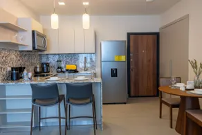 Elegant 2BR in Panama with Ocean and City view - Image 3