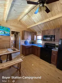 Boyer Station Cabin 7 “Black Bear” - Image 2