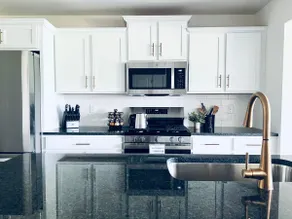 Near PSU | King, 2 Queens, Game Rm, 5 TVs | 3.5 mi - Image 3