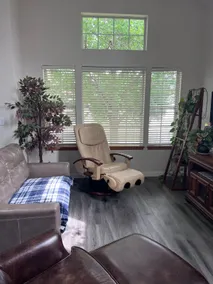 Cozy home, in Westminster. - Image 4