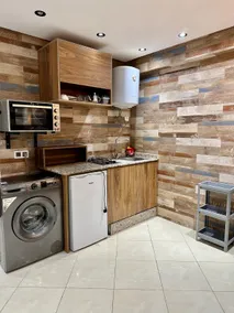 Cozy studio with modern style - Image 2
