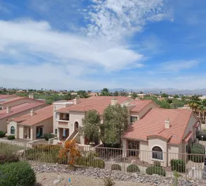 Beautiful Mountain View Condo - Image 4