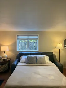Private AC Guest Suite Near Airport, Kobuta Garden - Image 4