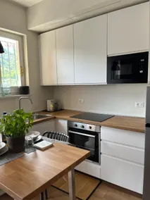Two-room apartment with a view of the hills - Image 3
