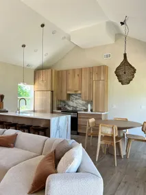 Modern Cottage Hideaway - Image 2