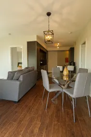 Luxury 2BR + Den | Hallmark Centre | Parking - Image 2