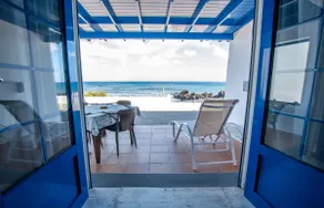 Seashell Beach House on the frontline of the ocean - Image 3