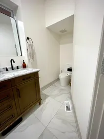 Bronzeville Apartment - Image 5