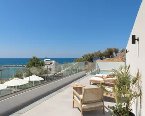 EmJo Villa, Heated Pool & Steps to the Beach, By ThinkVilla - Image 5