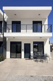 Ariadne Complex Superior Maisonette by Horizon - Image 2