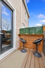 Romantic Studio•Private Hot Tub•Downtown•420&Pets - Image 4