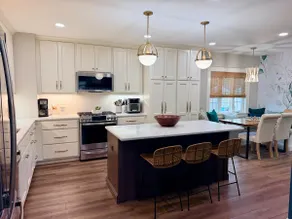 Gourmet kitchen, Walk to River, marina, and park! - Image 3