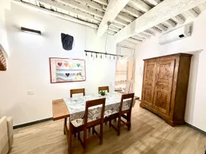 Studio apartment in the historic center - Image 4