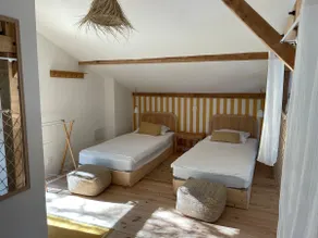 House between the ocean and pine forest • 6 people - Image 2