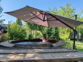 Quiet vacation home with pool - Image 3