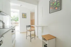 Cute Stadthalle Apartment - Image 5