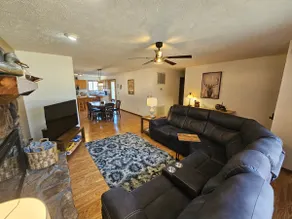 Lakeside retreat 15 minutes to downtown Mtn. Home - Image 3