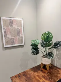 Live & Work Comfortably 1BR - Image 2