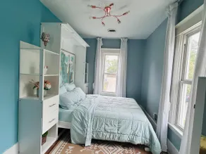 1BR/1BA Just 5 Minutes to Downtown - Image 2