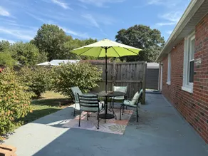 Cute lil’ 3 bedroom - Image 3