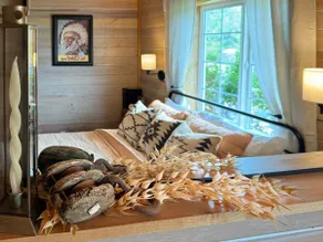 Creston Centennial #2 - Cozy Main Level Living - Image 3