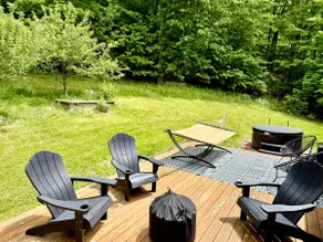 Woodland Cabin on 18 acres w/ hot tub & fireplace - Image 3