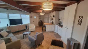 Mid-Century Coastal Gem - Image 4