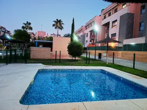 Elegant apartment & pool. A step away from Seville - Image 3