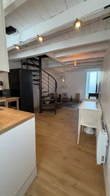 Charming, cozy, quiet Triplex house - Image 3