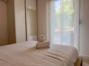 2-bedroom apartment for 4 people • A/C • Terrace • Pool • Near MTP - Image 2