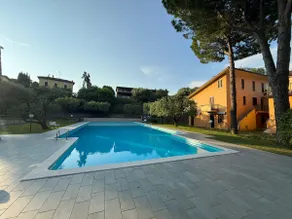 Lake View Residence Castello - Image 4