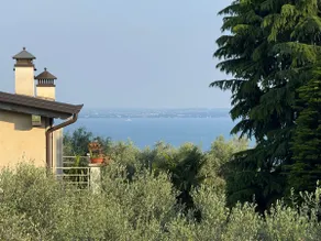 Lake View Residence Castello - Image 3