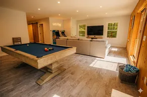 North Conway Retreat • Hot Tub • Fire Pit • 3BR - Image 4