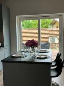 Cozy residential house - Image 2
