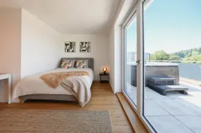 Rooftop Penthouse | Hot Tub & Mountain View - Image 5