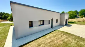 Beautiful recent house - Image 2