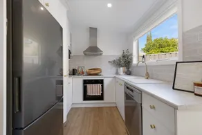 The Courthouse Cottage - walking distance to CBD - Image 5