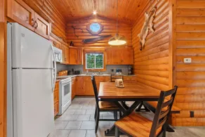 High Falls Hideaway - Image 4