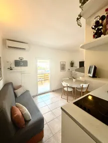 Two bedroom apartment - Image 2