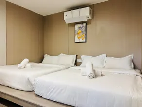 5 mins to A’ Famosa | Stylish Room | Oasis - Image 4