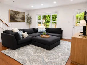 Remodeled Gem | ~15 minutes to DC - Image 2