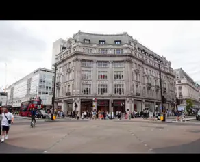 Cosy flat 2 min Oxford st Central London! Sleep 3! - Image 3